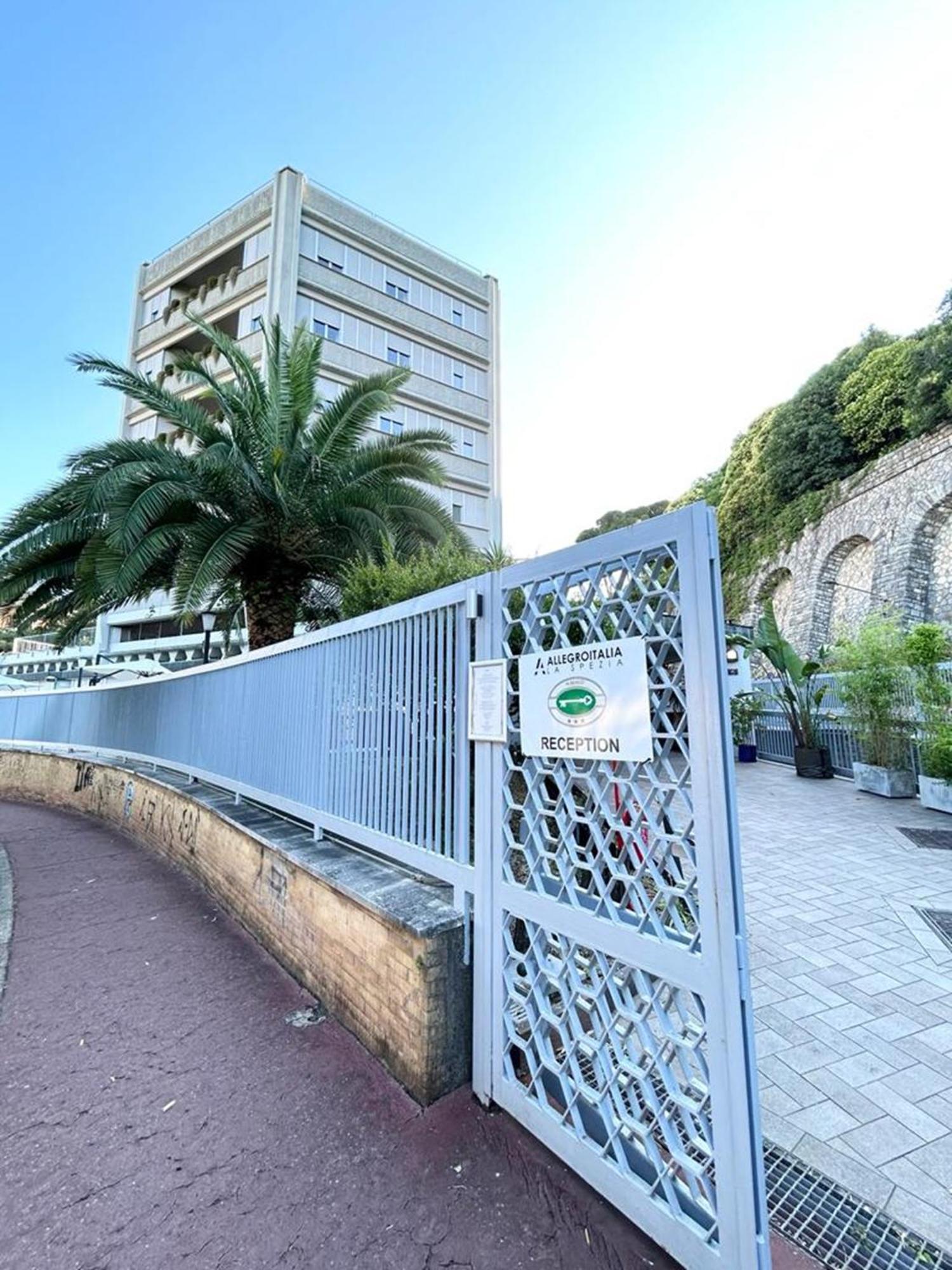 Allegroitalia La Spezia 5 Terre ภายนอก รูปภาพ